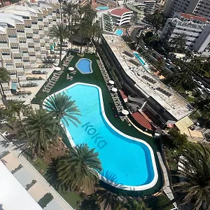 Beautiful 1115 Area Apartment