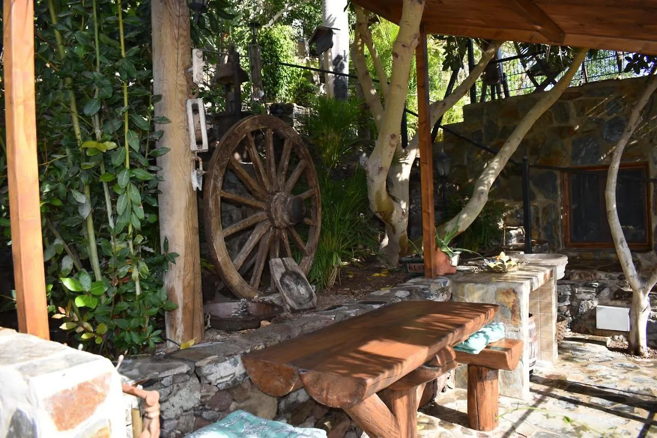 Romantica San Bartolomé Bed & Breakfast